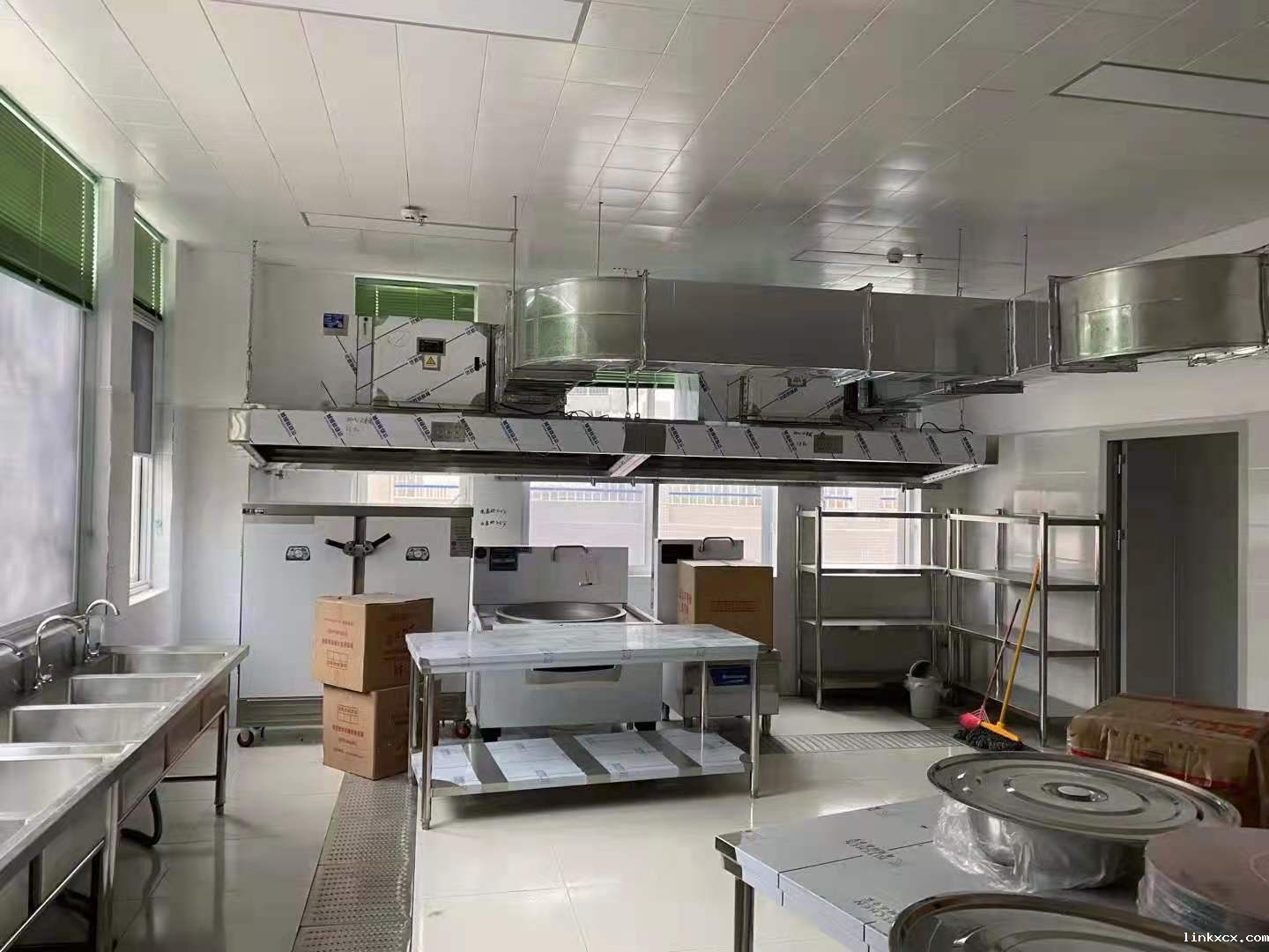 学校食堂厨房设备2