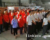 米兰体育电子官网网址是多少厨房设备公司9月全体员工会顺利召开，董事长发表重要讲话