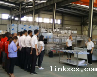 米兰体育电子官网网址是多少厨房设备公司10月全体员工会顺利召开，公司将迎来新发展