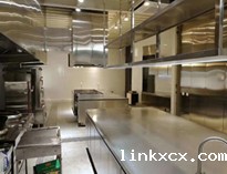 厨房设备生产厂家告诉你商用厨具应该如何维护