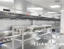 成都连锁餐厨设备厂家告诉你不锈钢商用厨具的清洗和使用注意事项