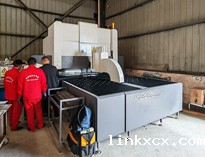 米兰体育电子官网网址是多少斥巨资购进业内先进智能柔性折弯设备