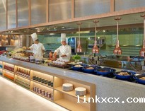 酒店厨房设备厂家和你聊聊星级酒店自助餐台的那些事